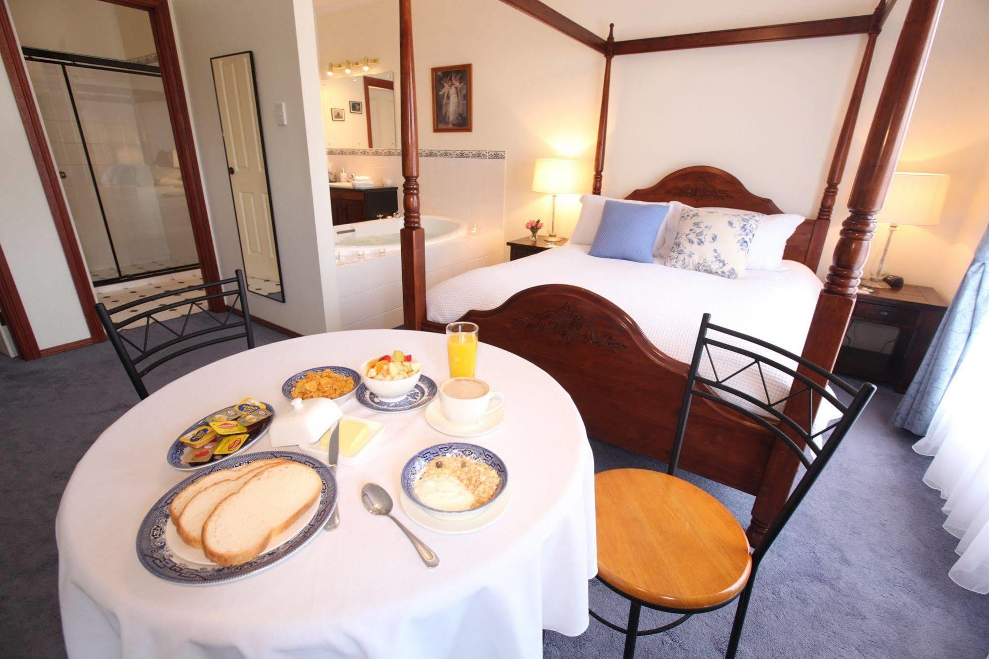 Wine And Roses Bed And Breakfast Adelajda Zewnętrze zdjęcie